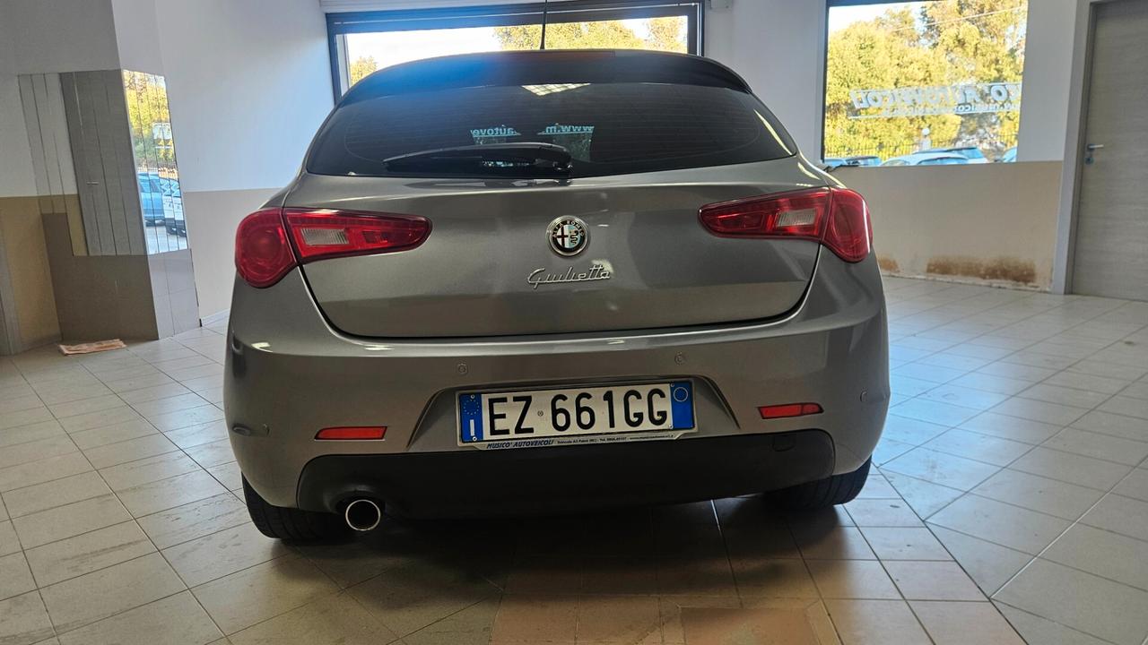 Alfa Romeo Giulietta 1.6 JTDm-2 105 CV Exclusive