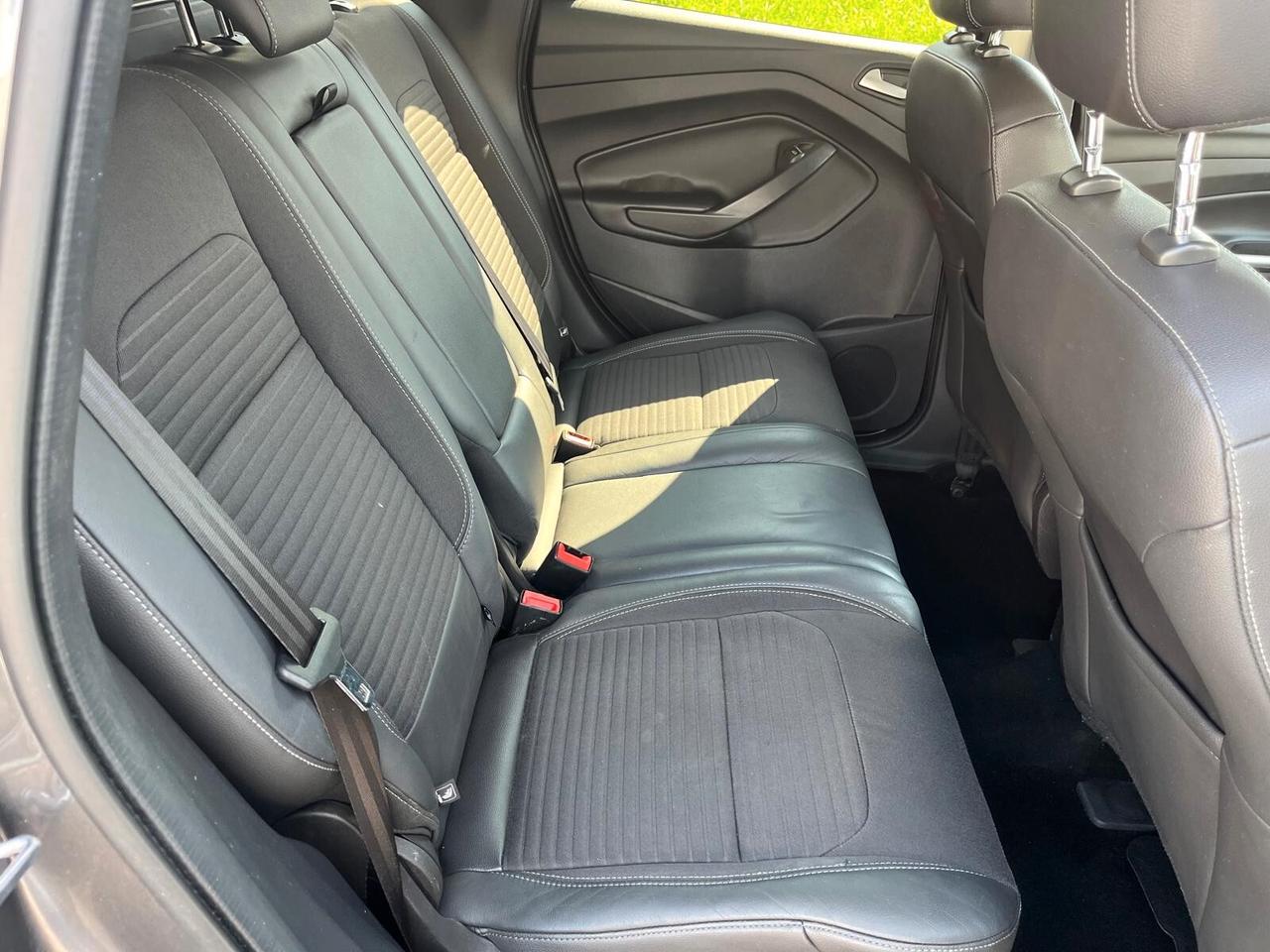 Ford Kuga 2.0 TDCI 150 CV S&S 4WD Titanium