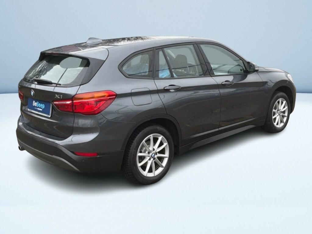 BMW X1 18 d Business xDrive Steptronic