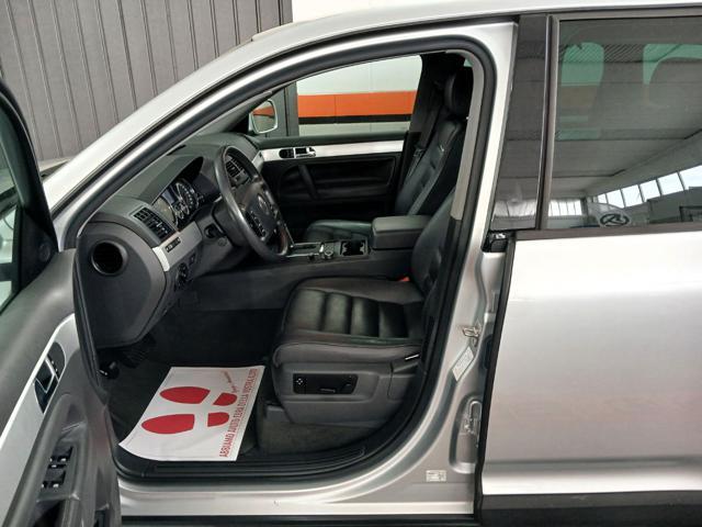 VOLKSWAGEN Touareg 2.5 R5 TDI
