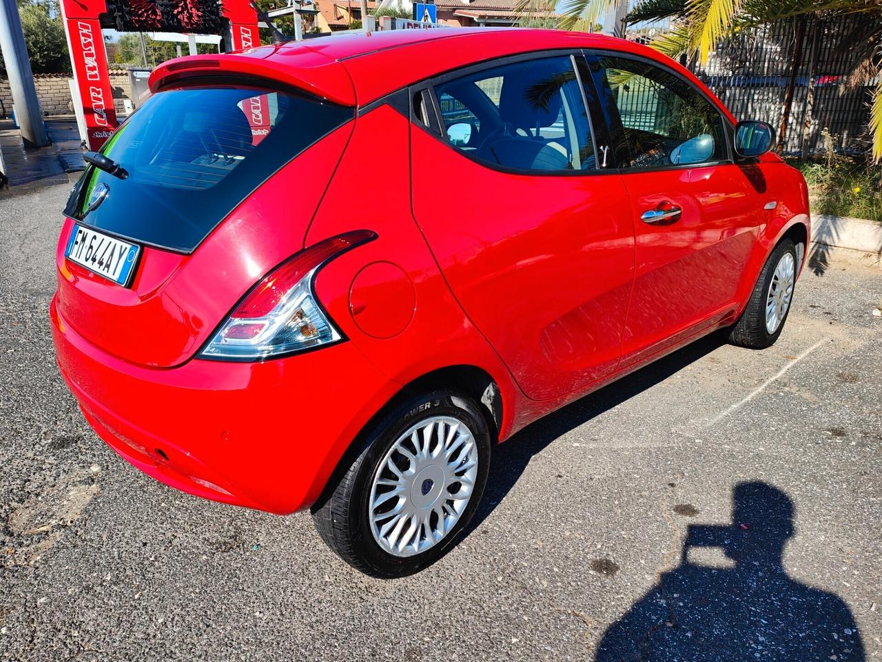 Lancia Ypsilon 1.2 69 CV 5 porte Silver