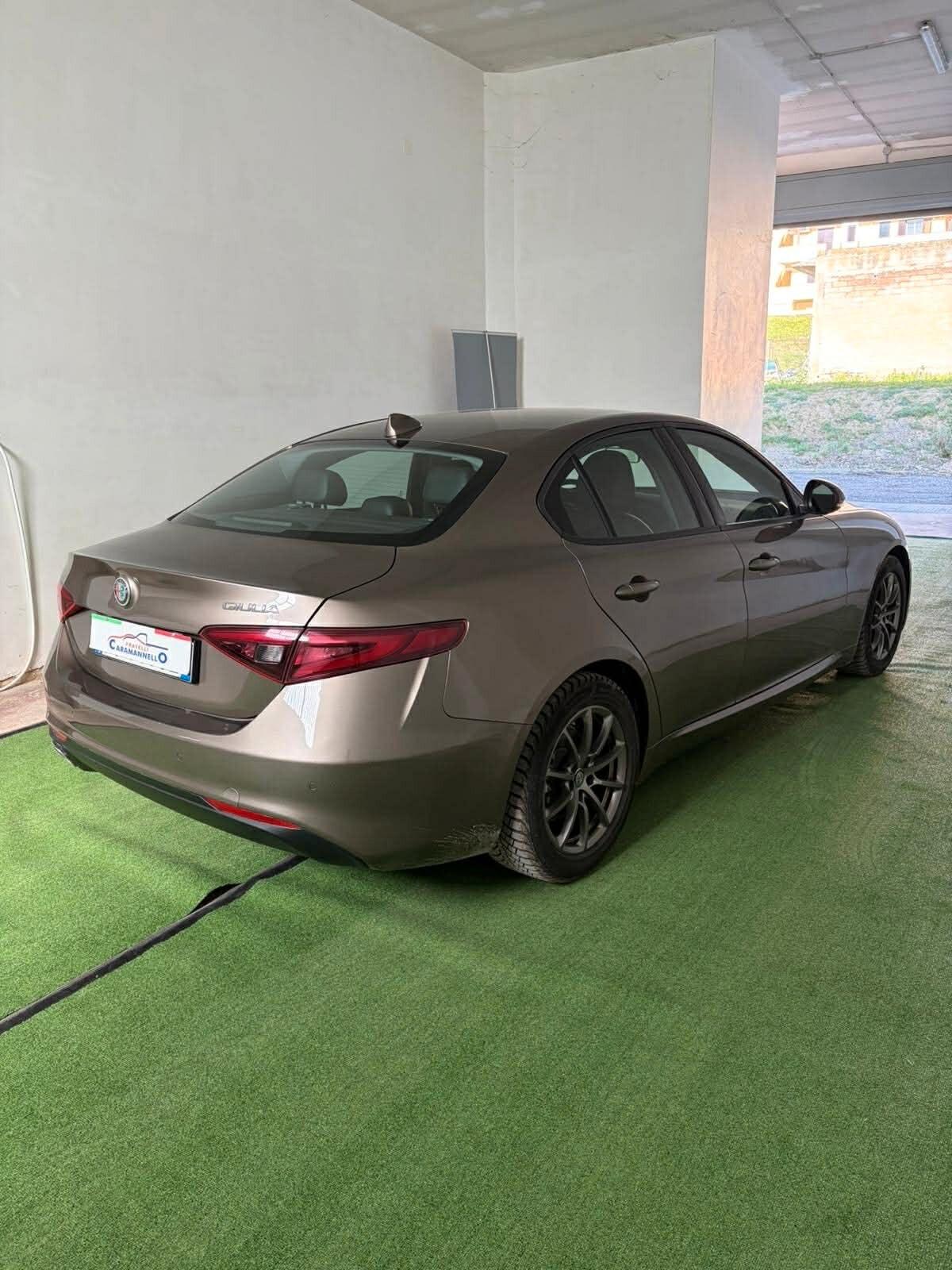 Alfa Romeo Giulia 2.2 Turbodiesel 160 CV AT8 Super