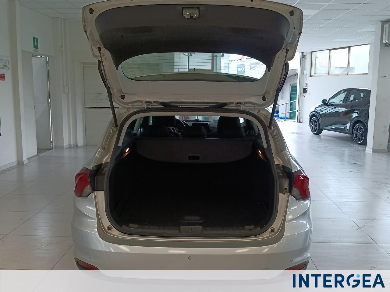 FIAT Tipo SW 1.6 mjt Lounge s&s 120cv my20