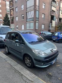 Peugeot 1007