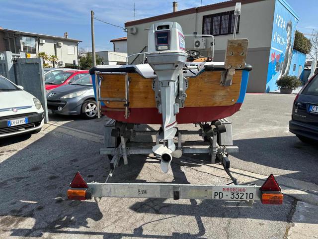 JDM Titane Barca a motore carello
