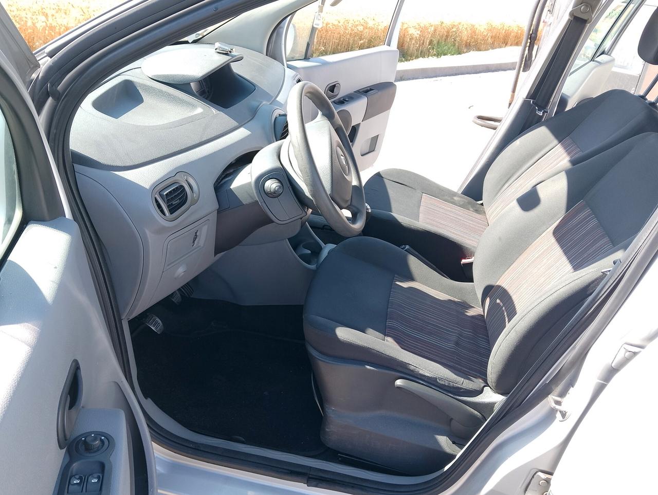 Renault Modus 1.5 dCi 150.000 km auto pari al nuovo