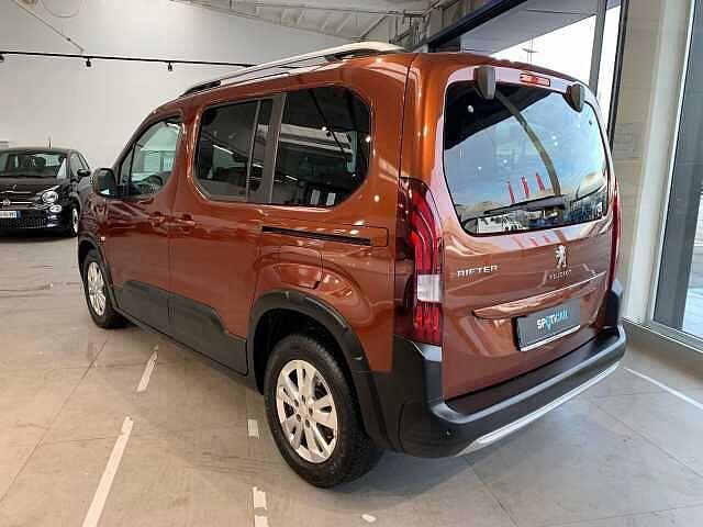 Peugeot Rifter Puretech 110 S&S Allure Standard