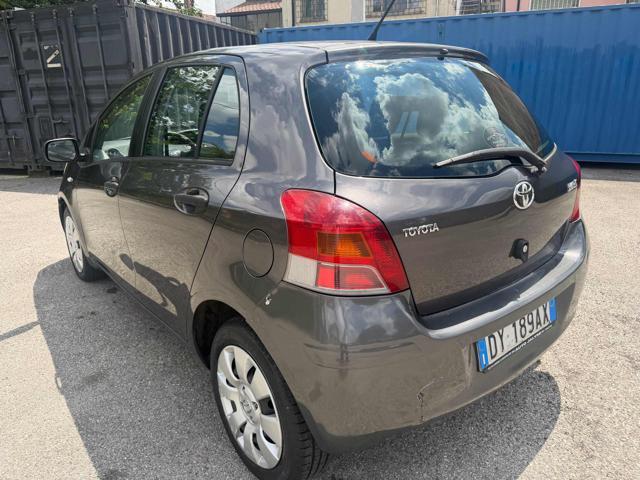 TOYOTA Yaris 1.4 D-4D DPF 5p Sol senza nessun lavoro da fare