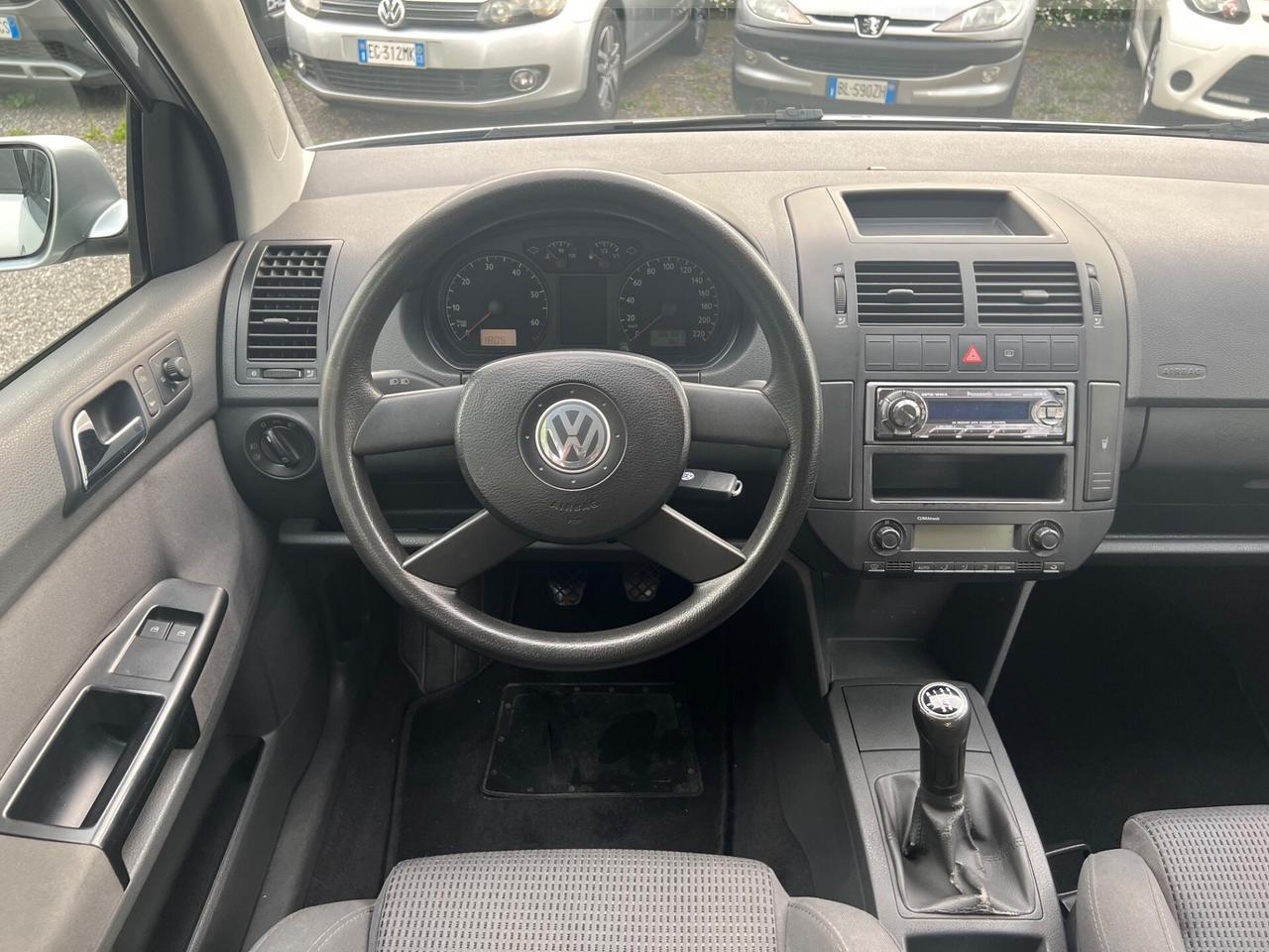 Volkswagen Polo 1.4 16V 5p. Trendline*86000KM*NEOPATENTATI