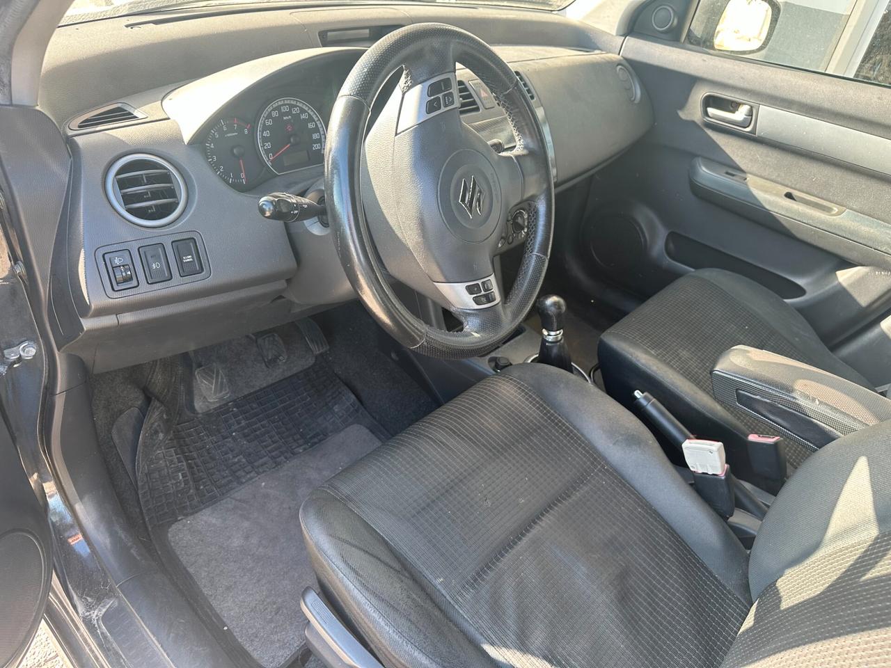Suzuki Swift 1.3 5p. GLX