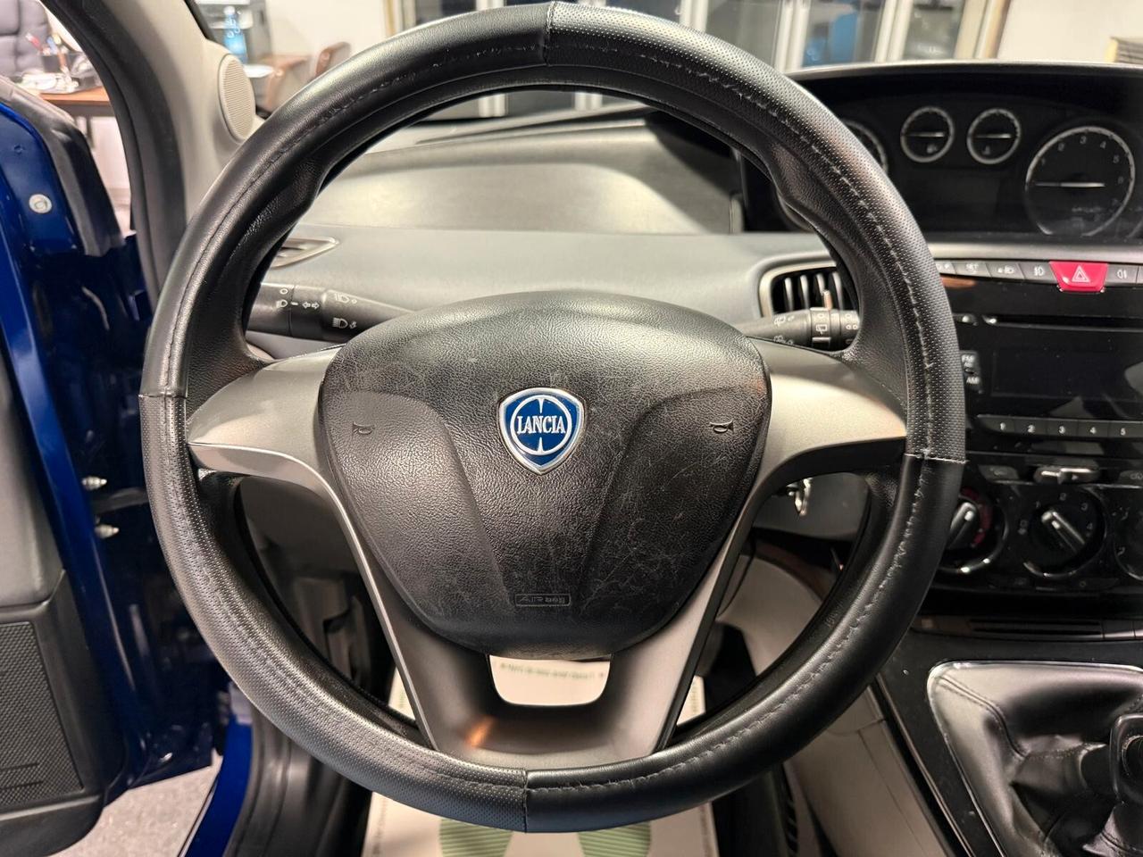 Lancia Ypsilon 1.2 69 CV 5 porte GPL Ecochic Elefantino 2015