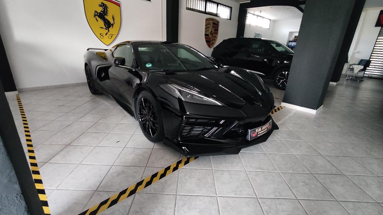 Corvette C8 SPYDER STINGRAY 70 ANNIVERSAY
