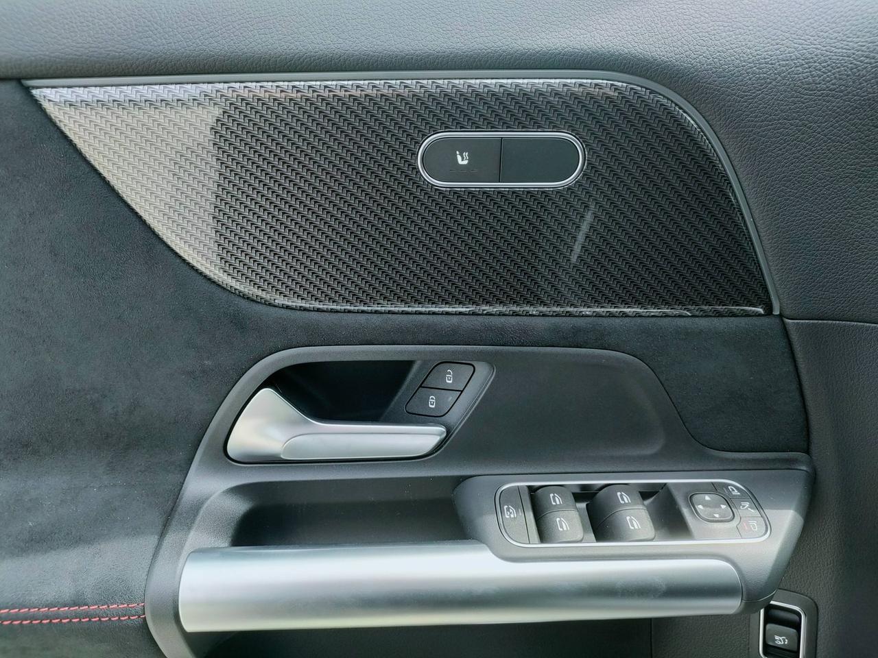 Mercedes-Benz GLA 200 d