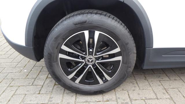 MERCEDES-BENZ GLA 180 d Automatic Progressive Advanced