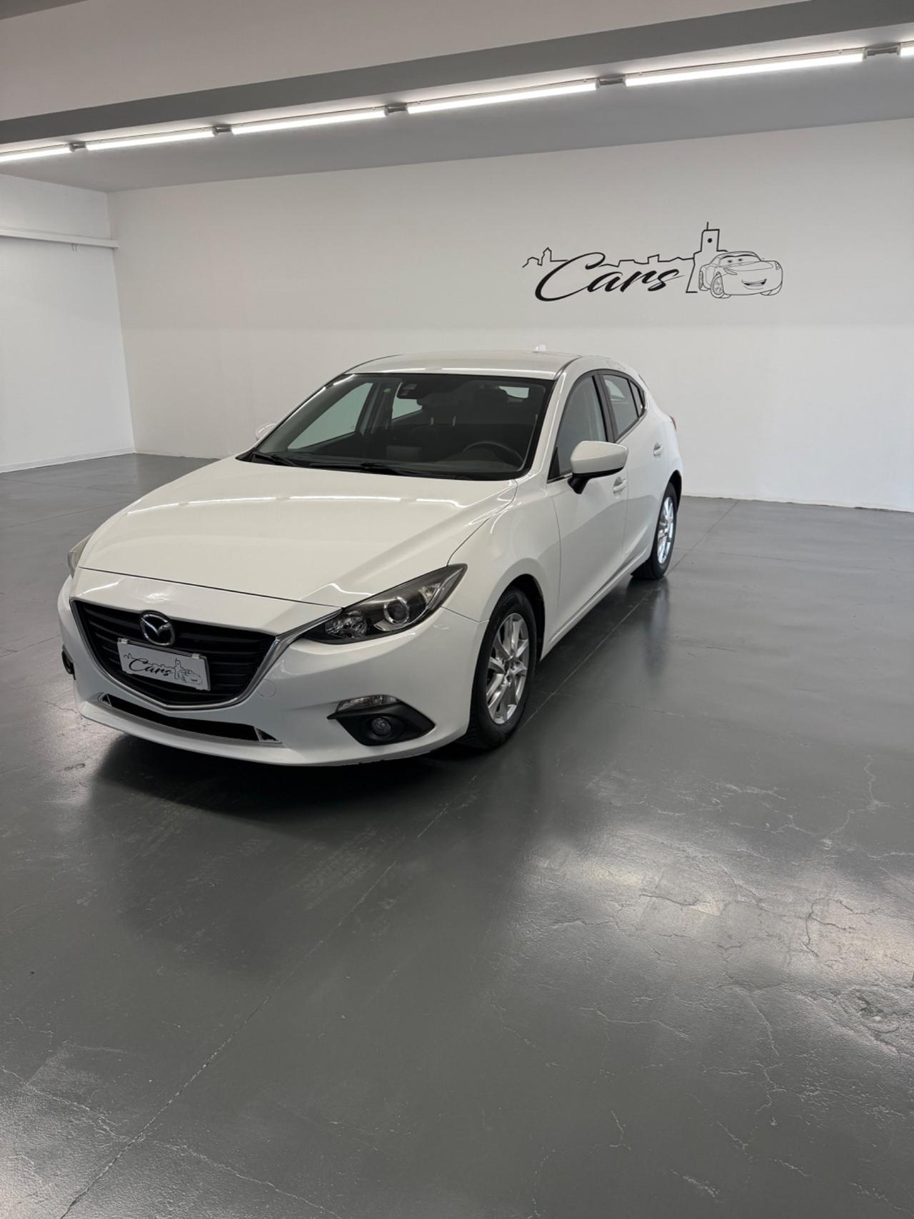 Mazda 3 Mazda3 1.5 Skyactiv-G Evolve