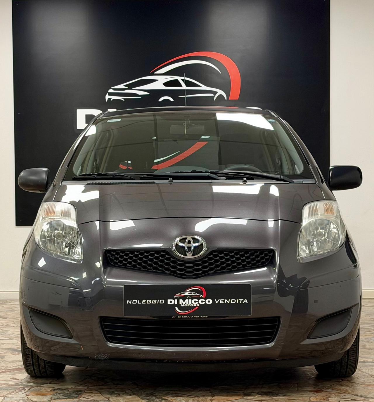 Toyota Yaris 1.0 5 porte Sol