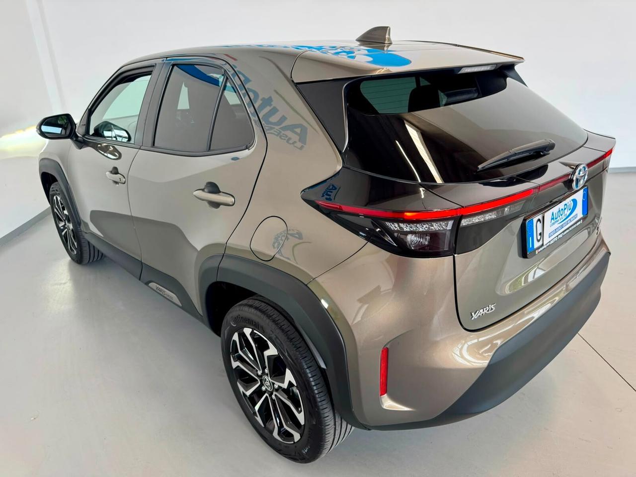 Toyota Yaris Cross 1.5 Hybrid 5p. E-CVT AWD-i Trend