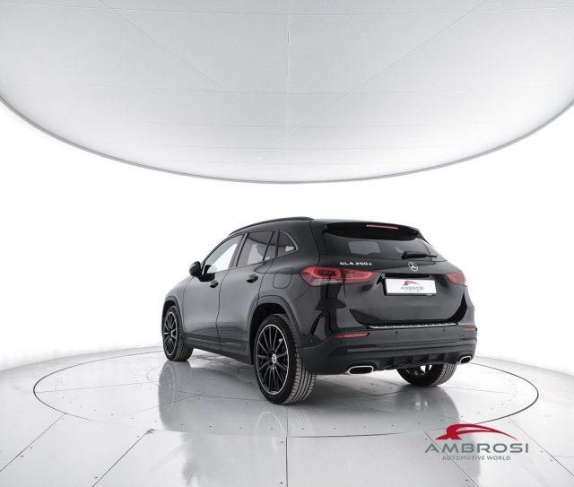 MERCEDES-BENZ GLA 250 250 e EQ-Power Automatic Premium (PHEV)