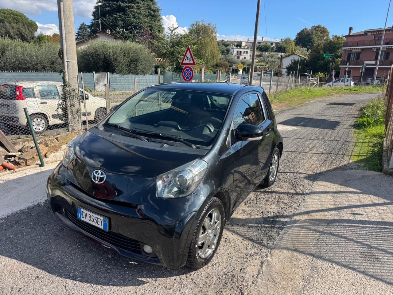 Toyota iQ 1.0 Multidrive Versione Lancio
