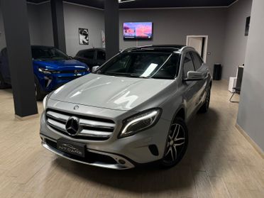 Mercedes-benz GLA 200 d Automatic Sport/Tetto panoramico