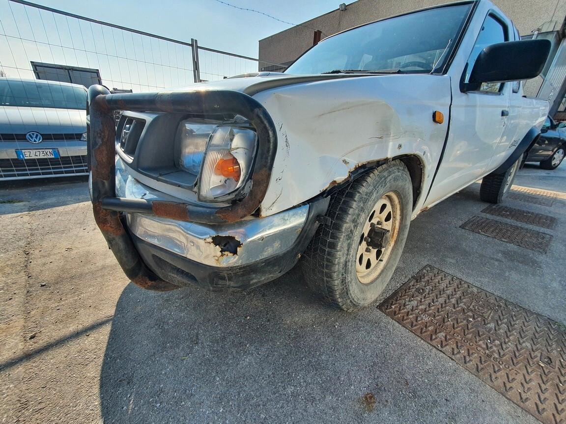 Nissan Navara (D22) 2.5 TD 103CV 4WD Cab. Singola