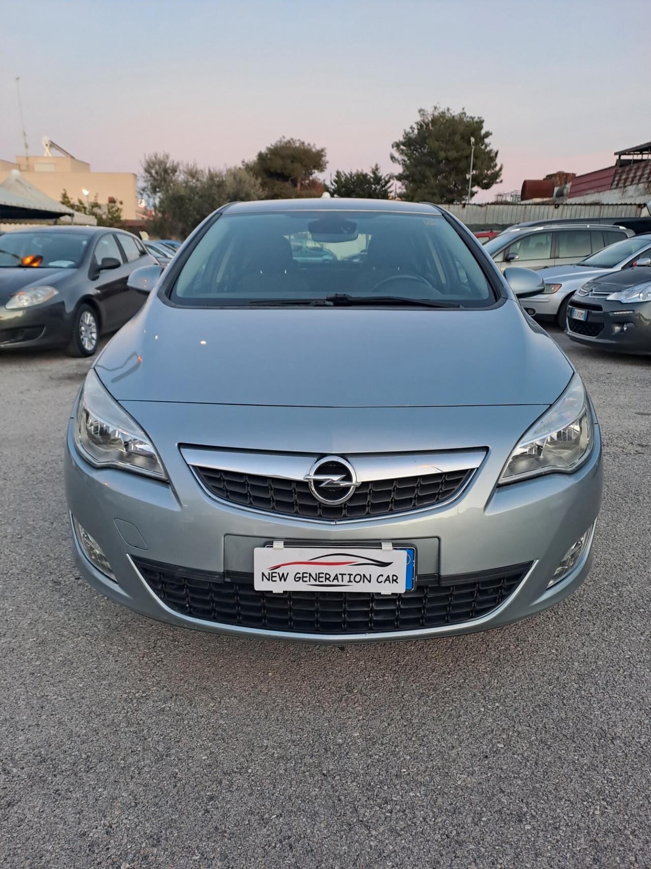 Opel Astra 1.7 CDTI 110CV 5 porte Cosmo