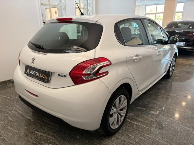 Peugeot 208 1.4 HDi 68 CV 5 porte Allure