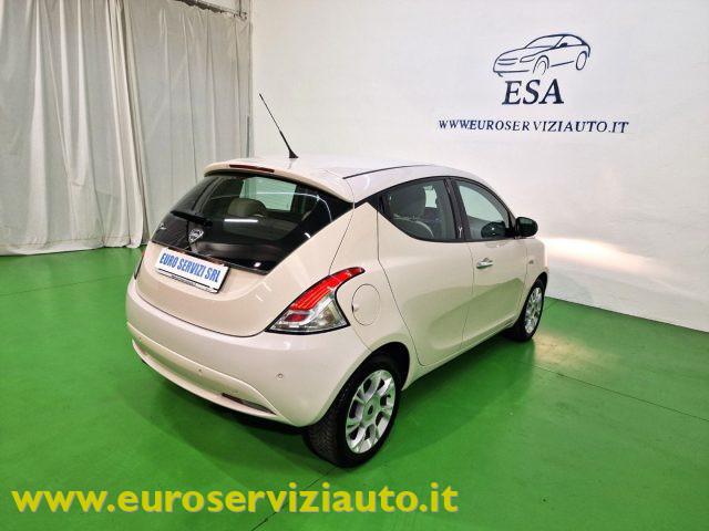 LANCIA Ypsilon 1.2 69 CV 5 porte Platinum