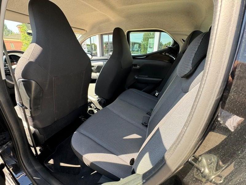Toyota Aygo Connect 1.0 VVT-i 72 CV 5 porte x-clusiv MMT