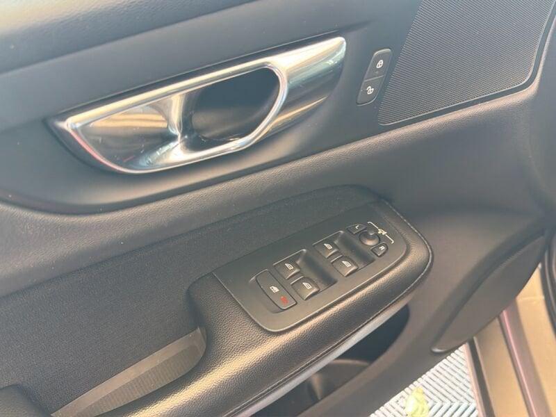 Volvo V60 D3 Geartronic Momentum