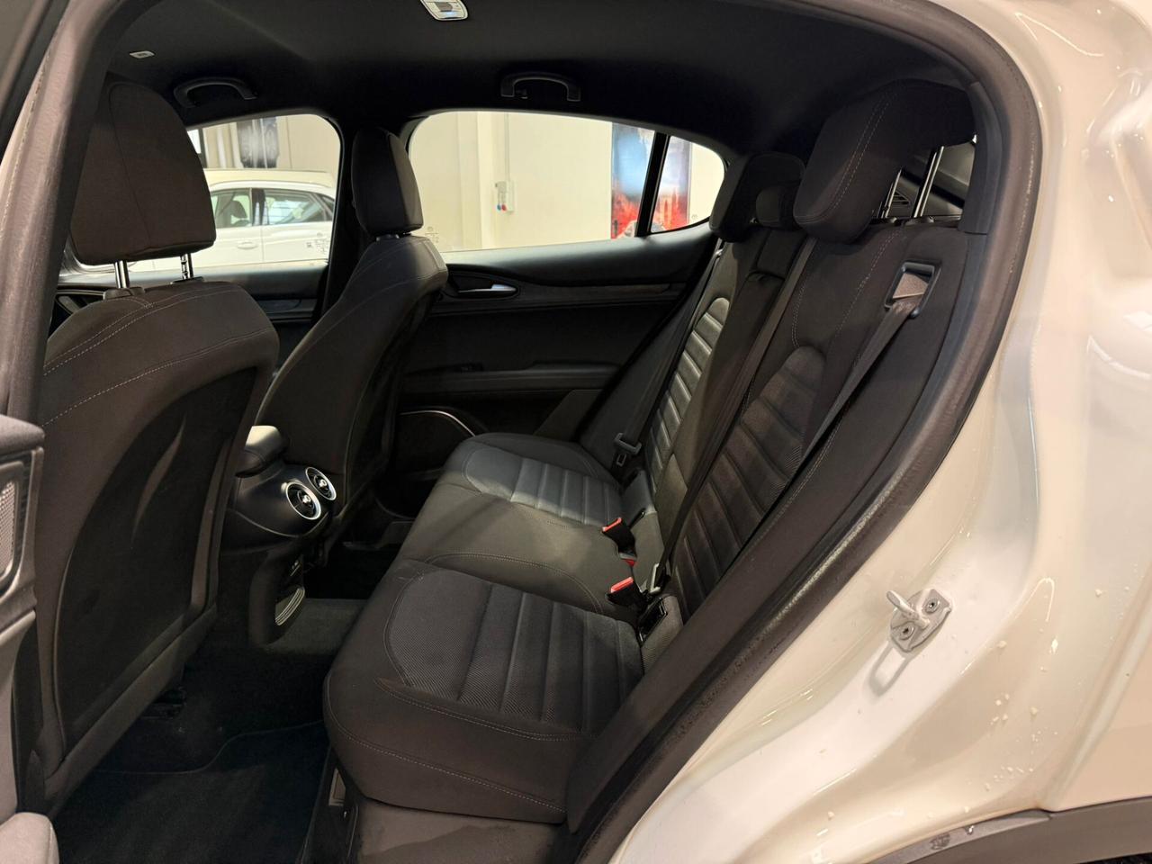 Alfa Romeo Stelvio 2.2 Turbodiesel 190 CV AT8 Q4 Business