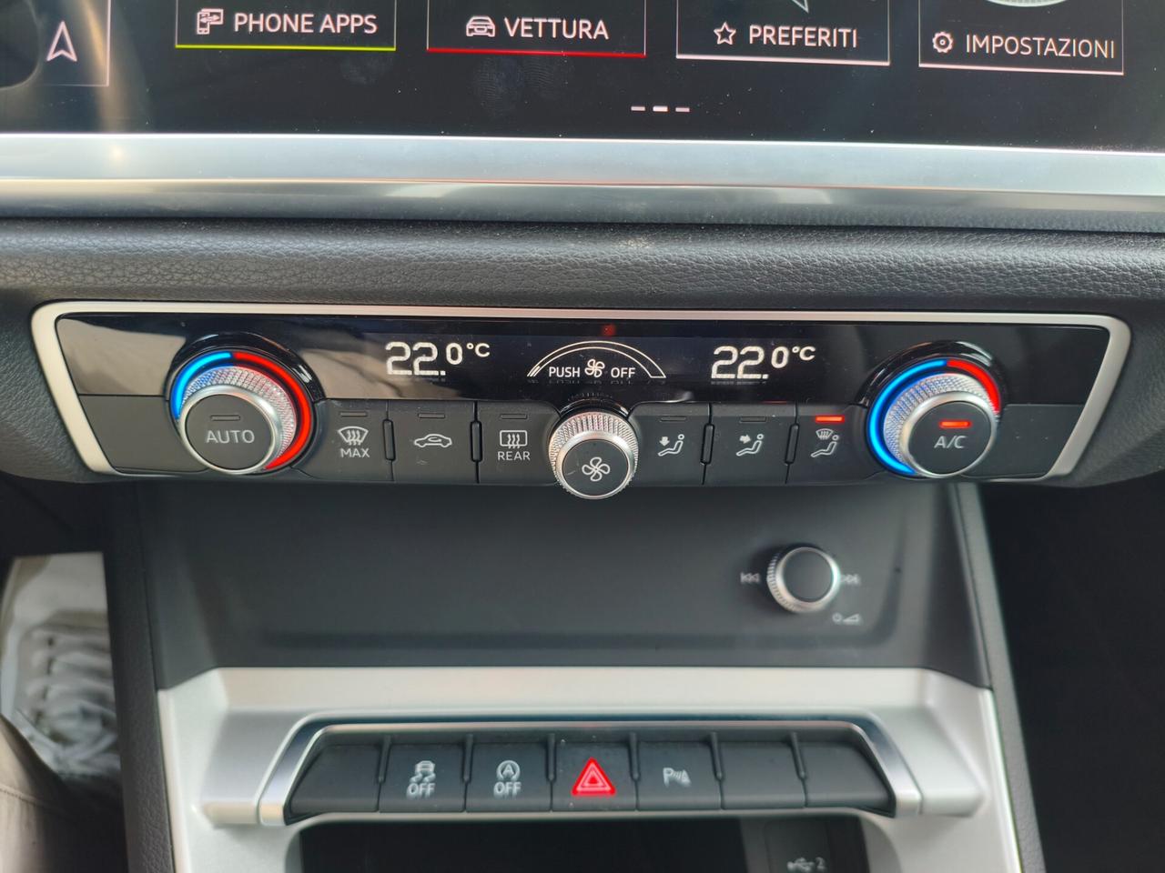 Audi Q3 35 TDI S tronic Business