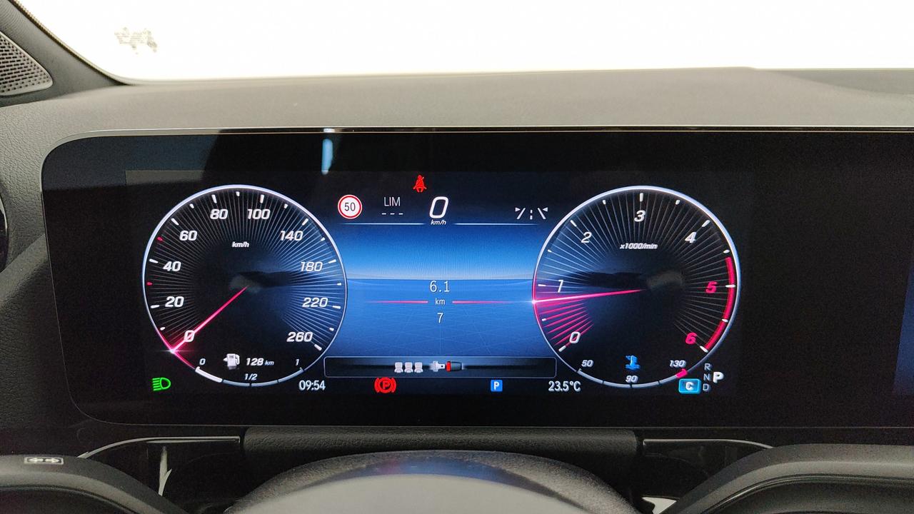 Mercedes-Benz GLA 200 d automatic