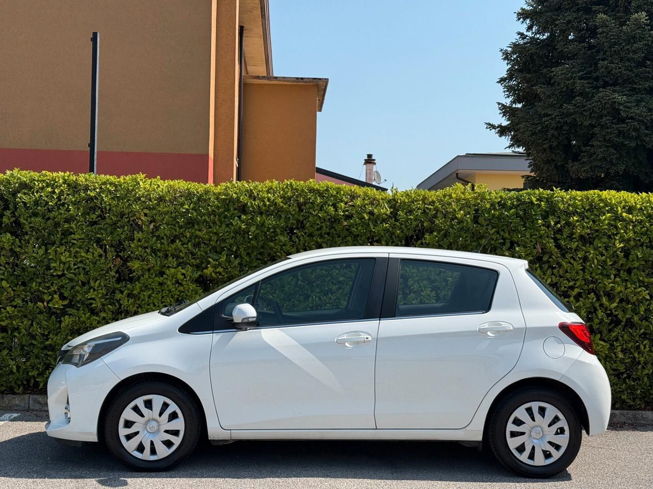 Toyota Yaris 1.0 neopatentati