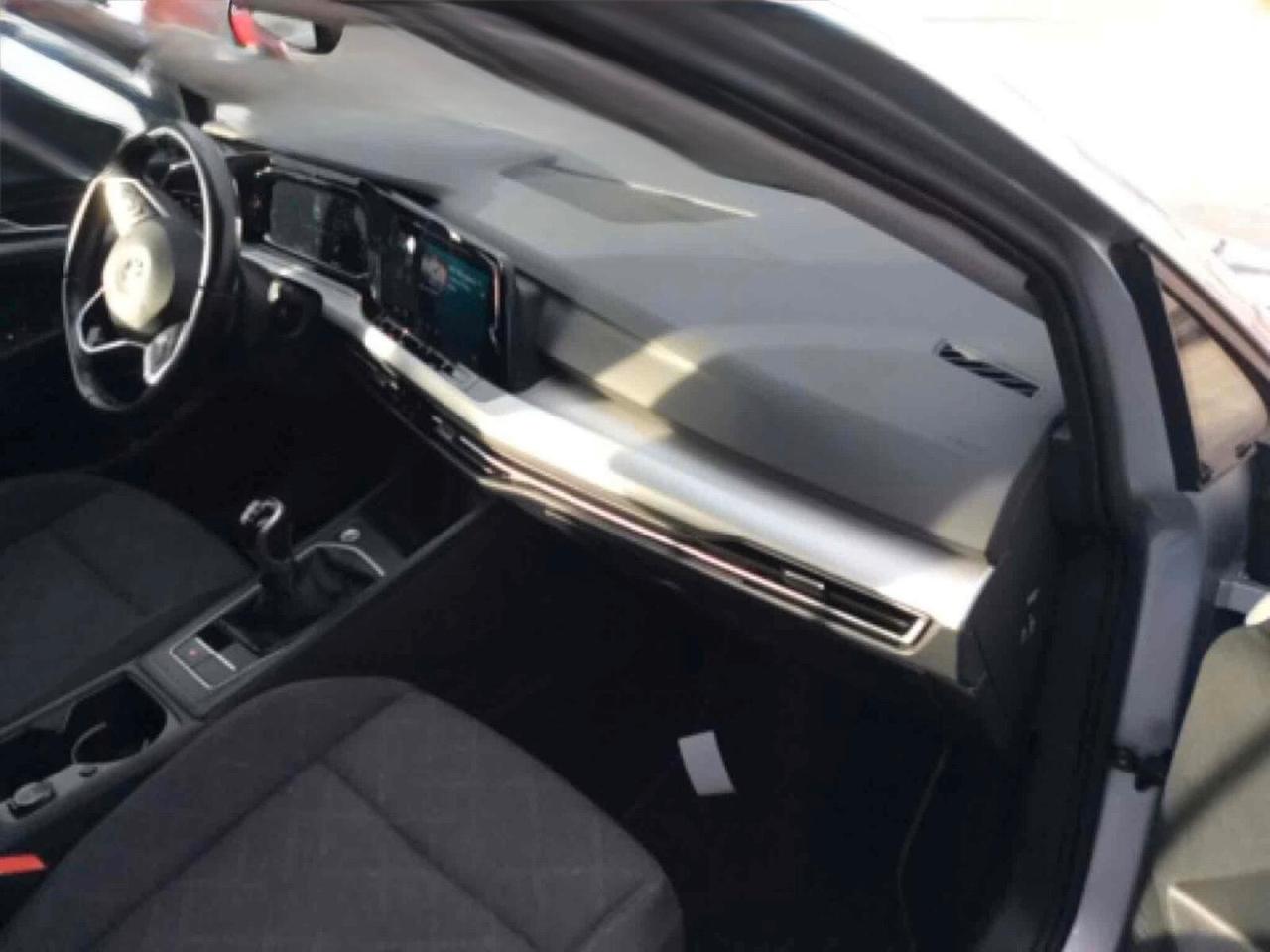 Volkswagen Golf 8 2.0 TDI 115 CV SCR Life