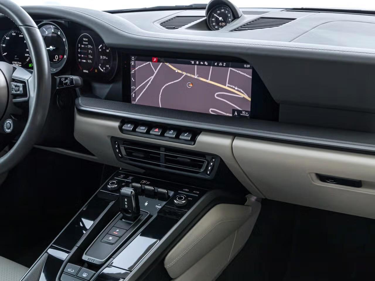 Porsche 911 Carrera 4S