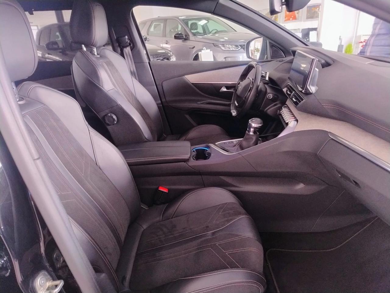 Peugeot 5008 BlueHDi 130 S&S EAT8 GT