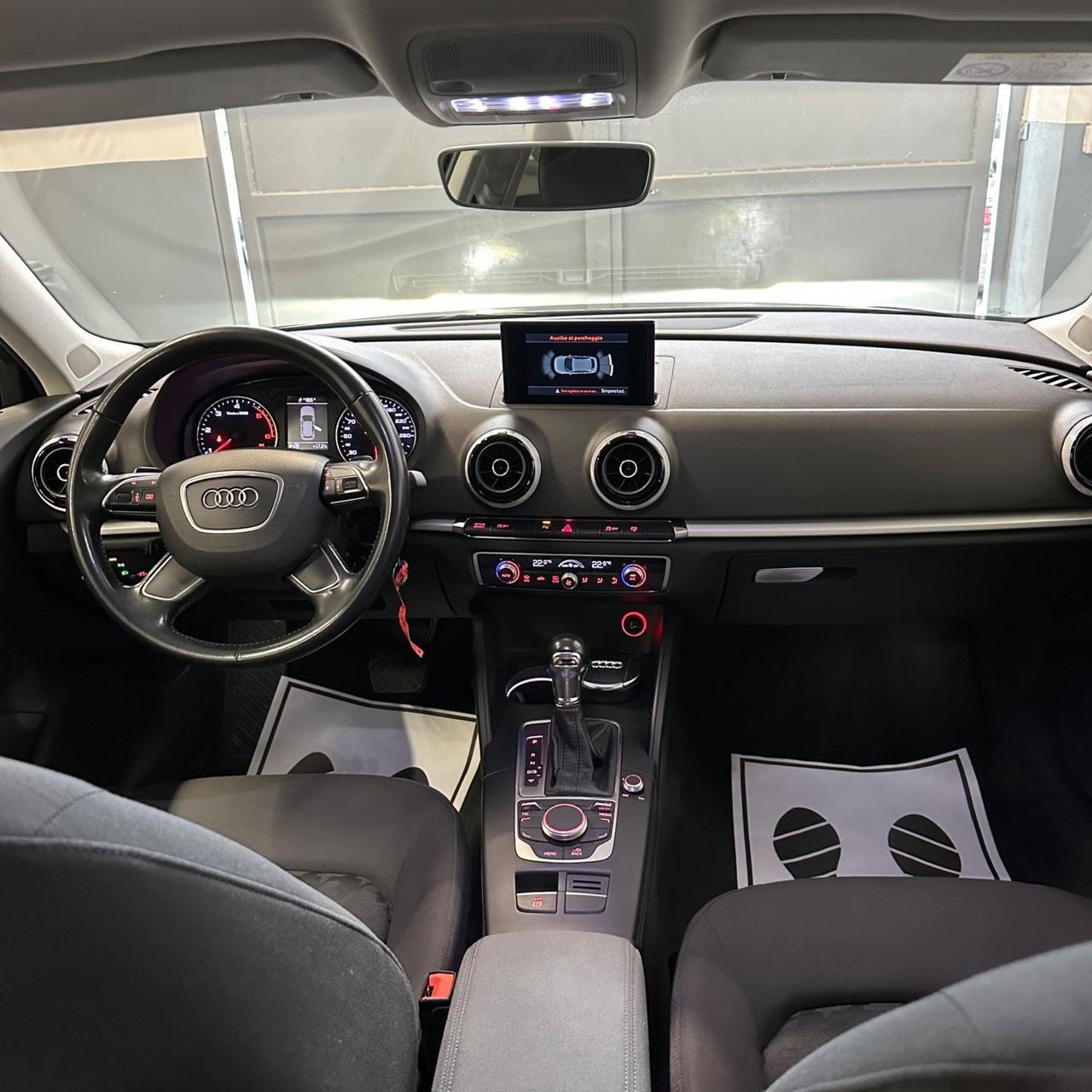 Audi A3 1.6 TDI clean diesel S tronic Ambition