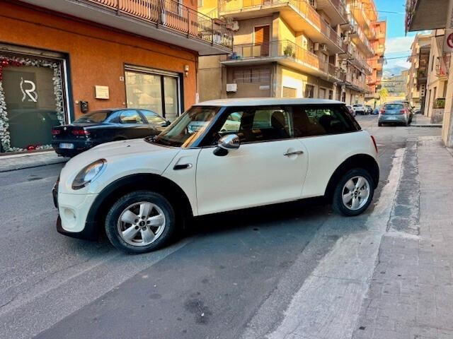 Mini Cooper 1.5 D 95 CV - In Garanzia