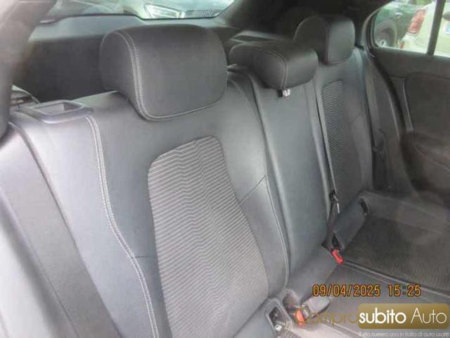 MERCEDES-BENZ A 180 d Automatic Premium