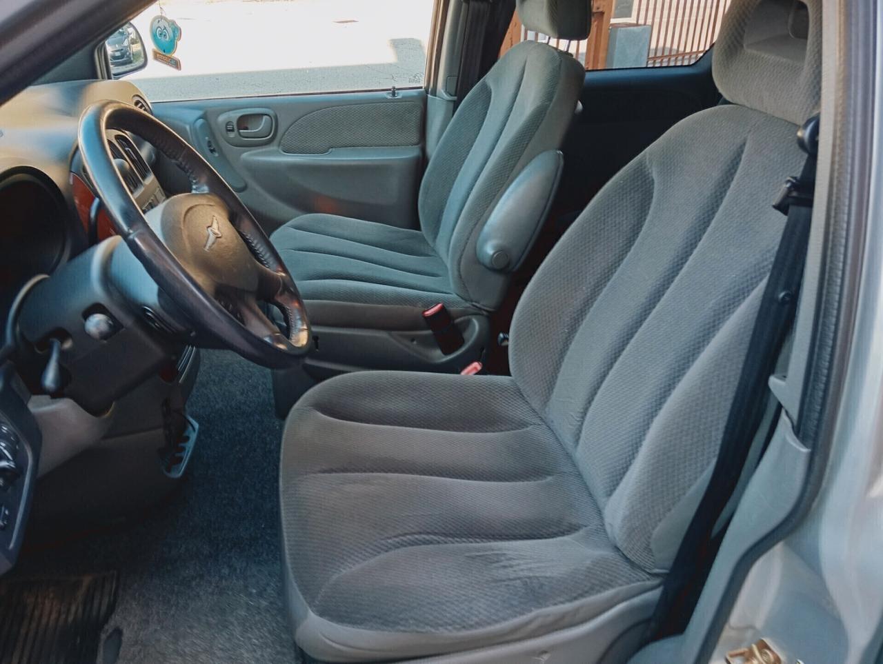 Chrysler Voyager 2.8 CRD cat LX Leather Auto