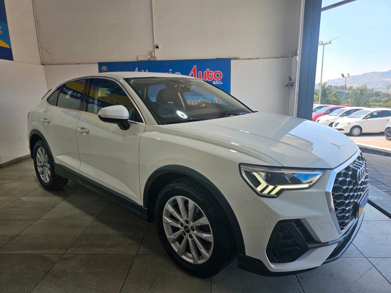 Audi Q3 Sportback 35 2.0 tdi S line edition s-tronic