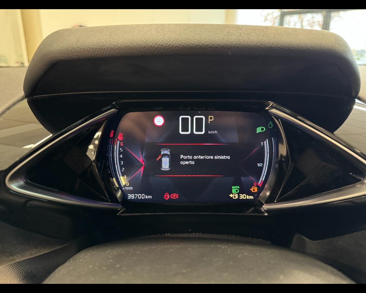 DS DS 3 2ª serie - DS 3 Crossback PureTech 155 aut. Performance