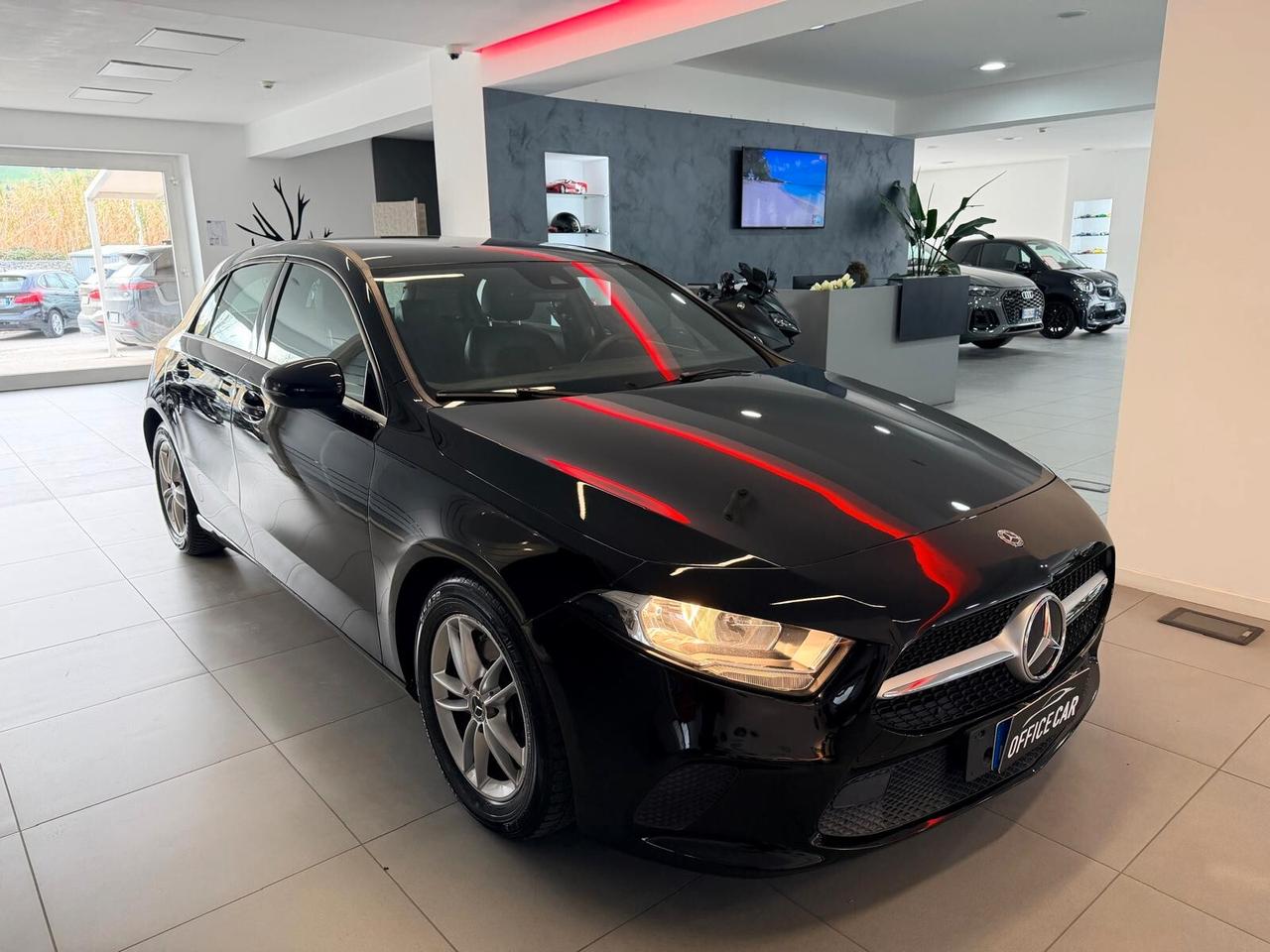 Mercedes-benz A 180 d Automatic Business