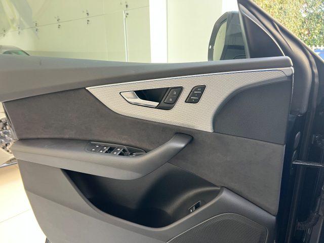 AUDI Q8 SUV 50 TDI 286 CV quattro tiptronic S line edition