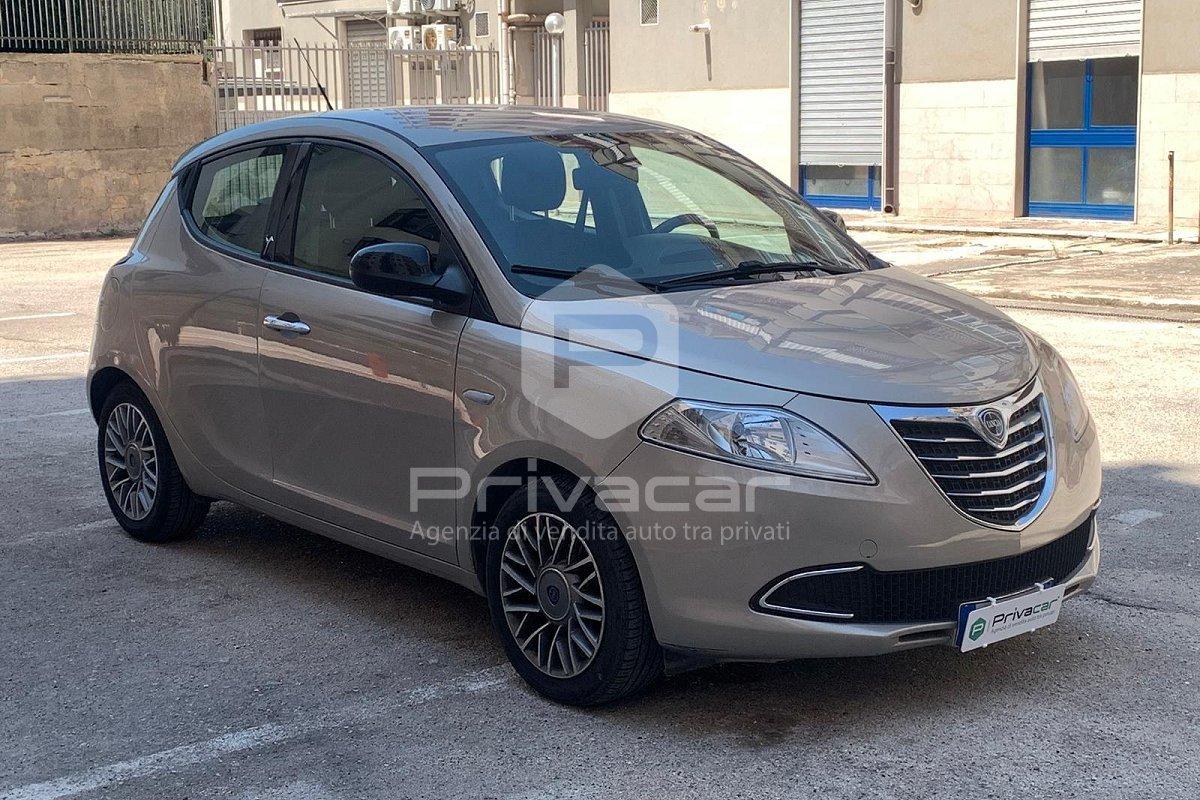 LANCIA Ypsilon 1.2 69 CV 5 porte S&S Gold