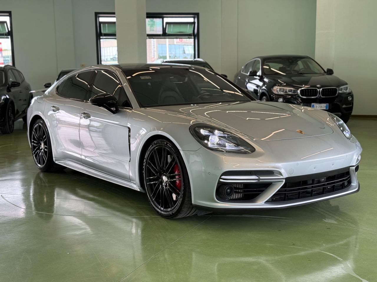 Porsche Panamera 4.0 Turbo