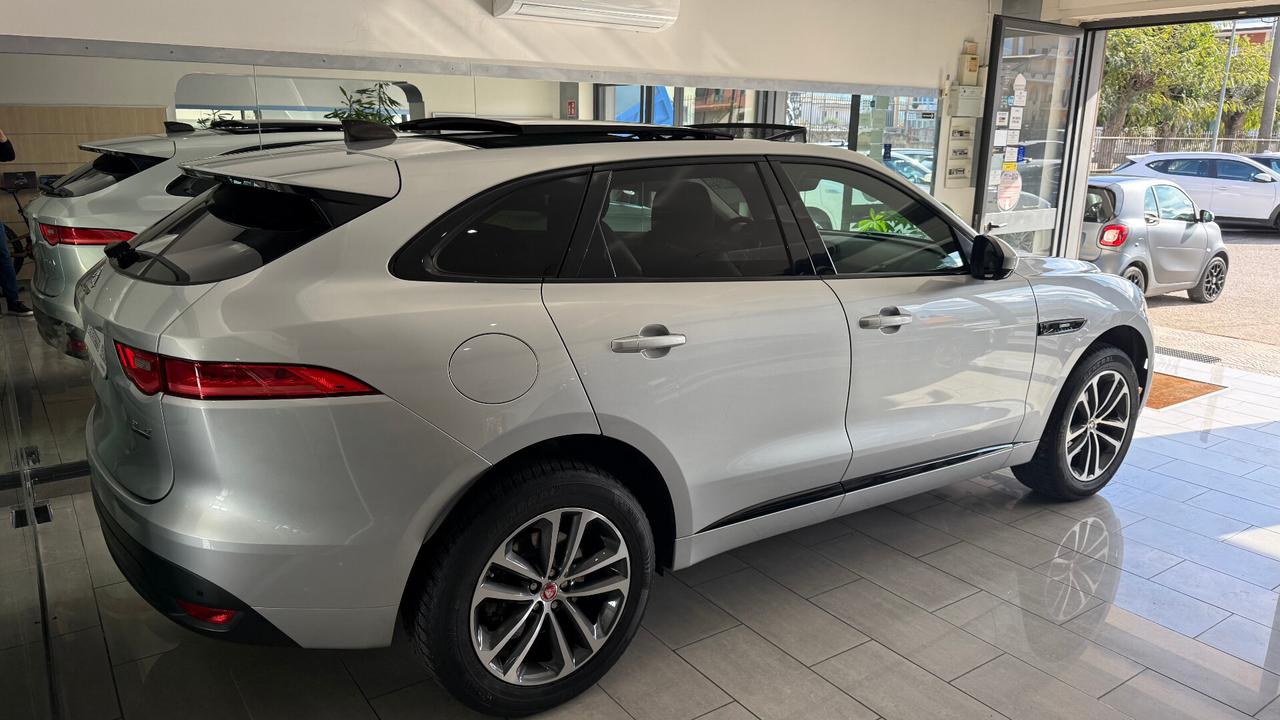 Jaguar F-Pace 2.0 D 180 CV AWD aut. R-Sport tetto apribile