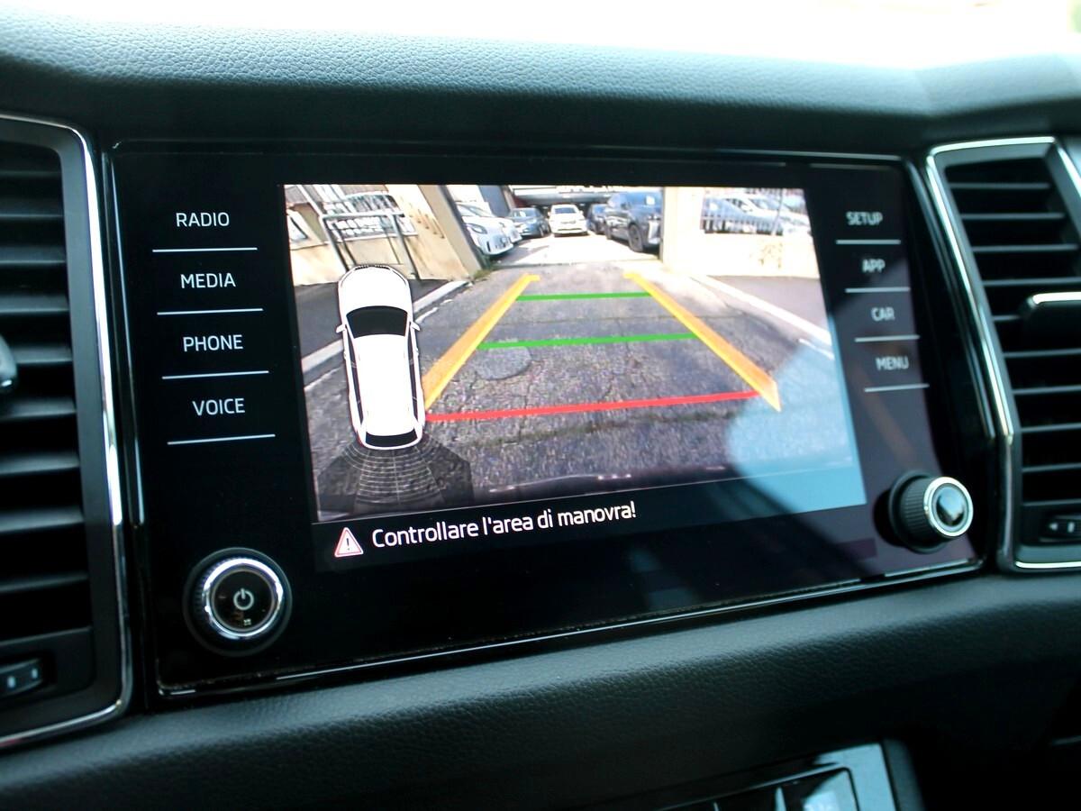 Skoda Kodiaq 2.0 TDI SCR DSG 7posti Tetto Cam UNIPRO IVA DEDUCIBILE