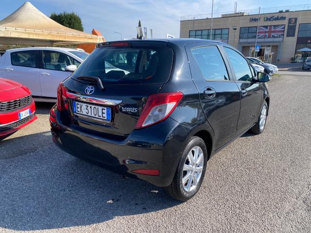 TOYOTA Yaris 1.0 5 porte Lounge